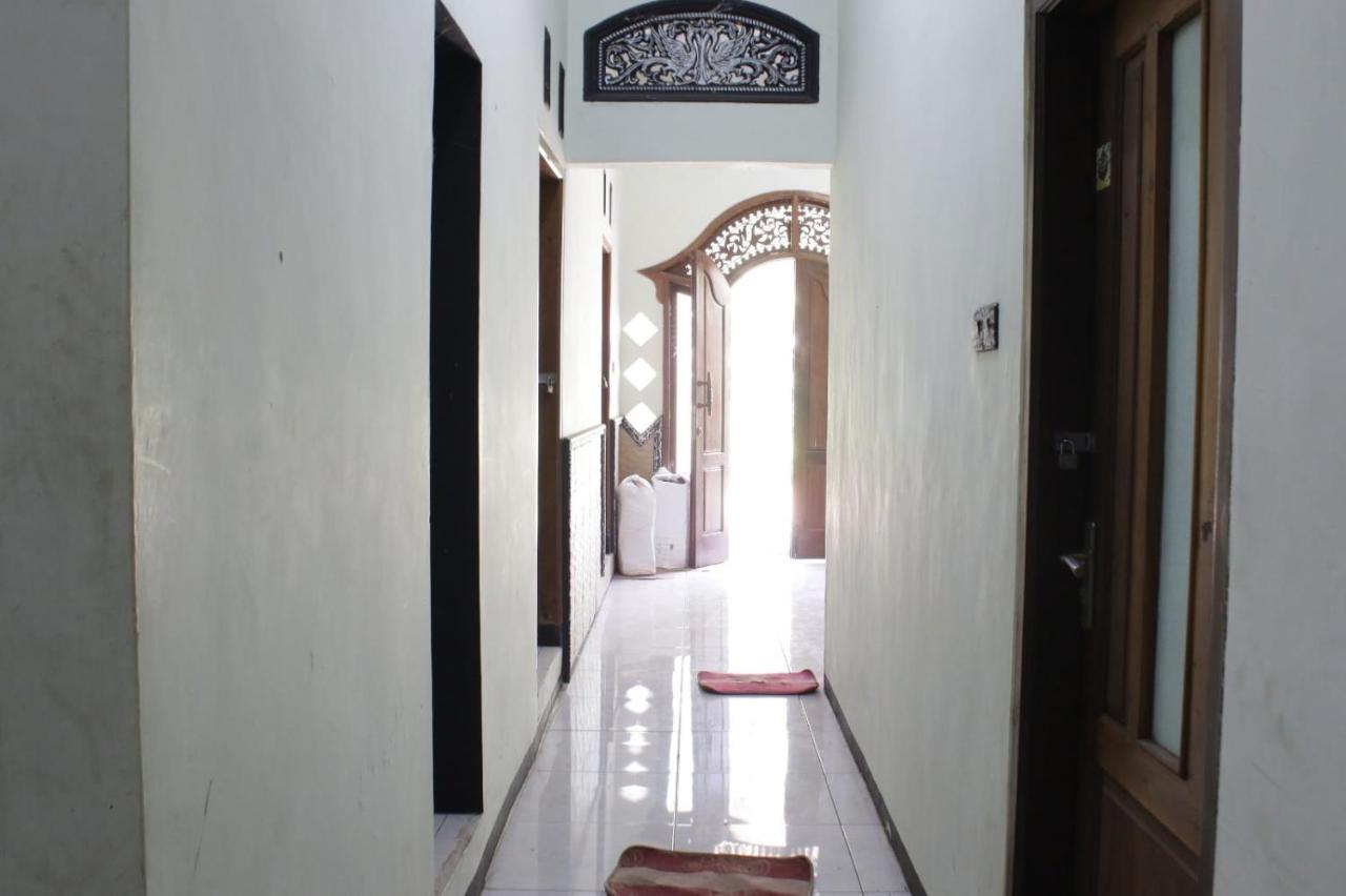 Oyo Life 92982 Kost Berkah Ibu Hotel Lawang Kültér fotó